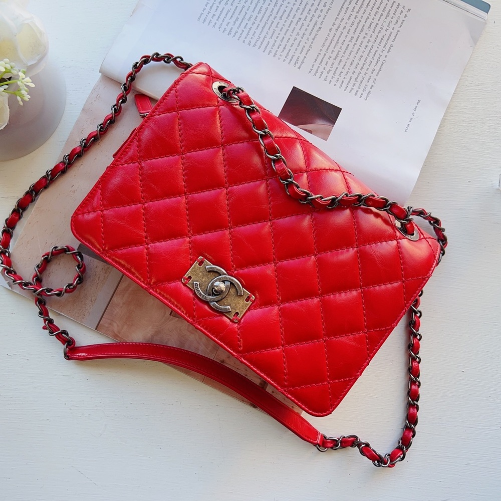 ❤️Chanel Red Quilted Calfskin Leather Classic flap